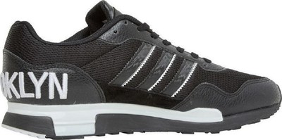 adidas zx 900 black and white